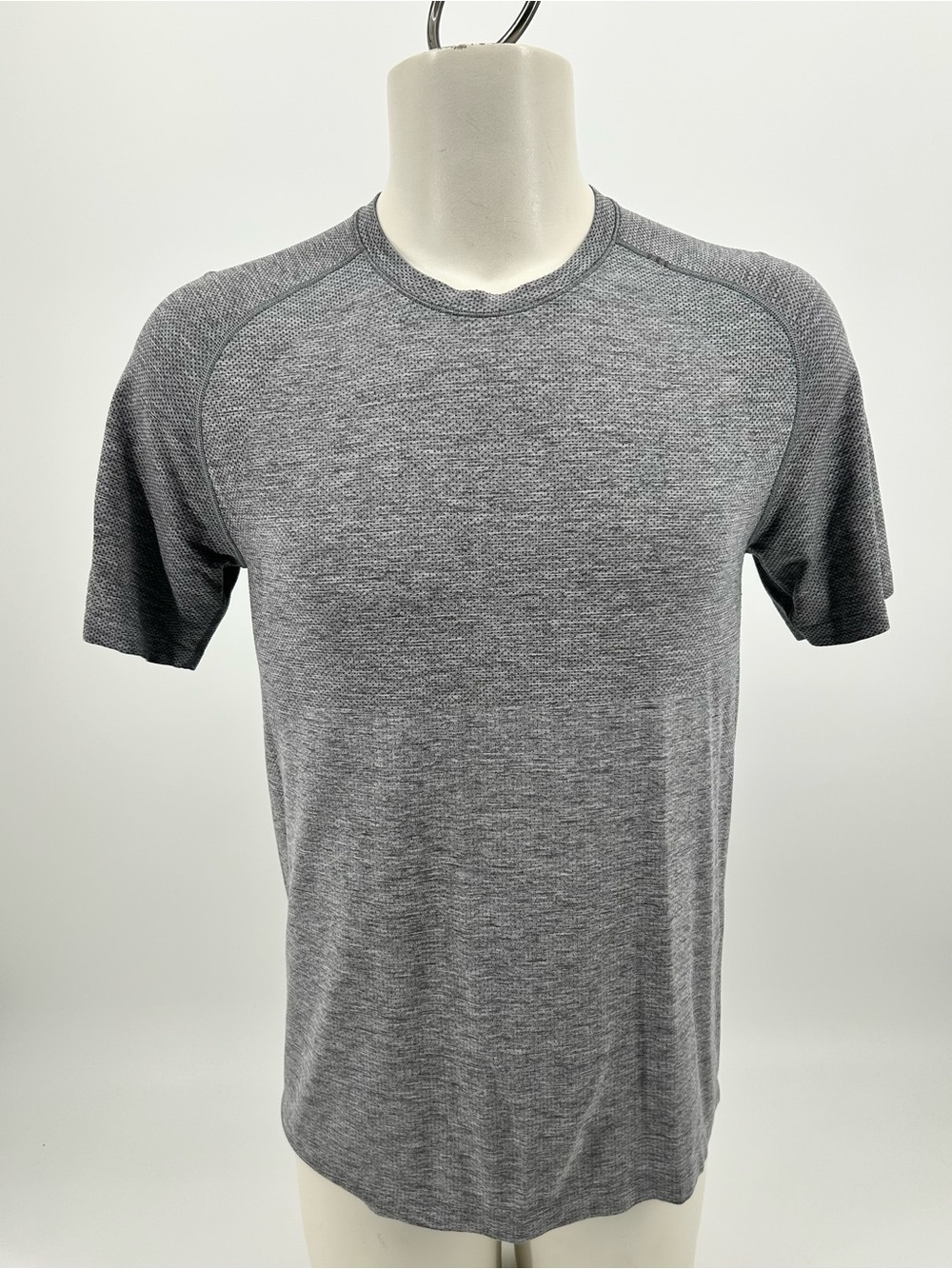 Lululemon short sleeve athletic shirt “movement is medicine” size medium gray